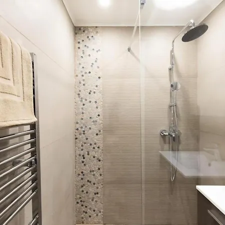 3p Traversant A 2 Min Des Plages, Parking Prive - 3p Traversant A 2 Min Des Plages, Parking Prive Mae-1583 * Канны