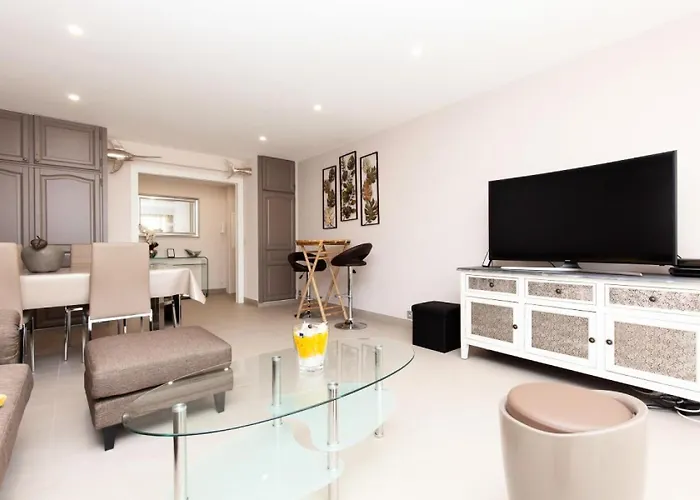 3p Traversant A 2 Min Des Plages, Parking Prive - 3p Traversant A 2 Min Des Plages, Parking Prive Mae-1583 Апартаменты Канны