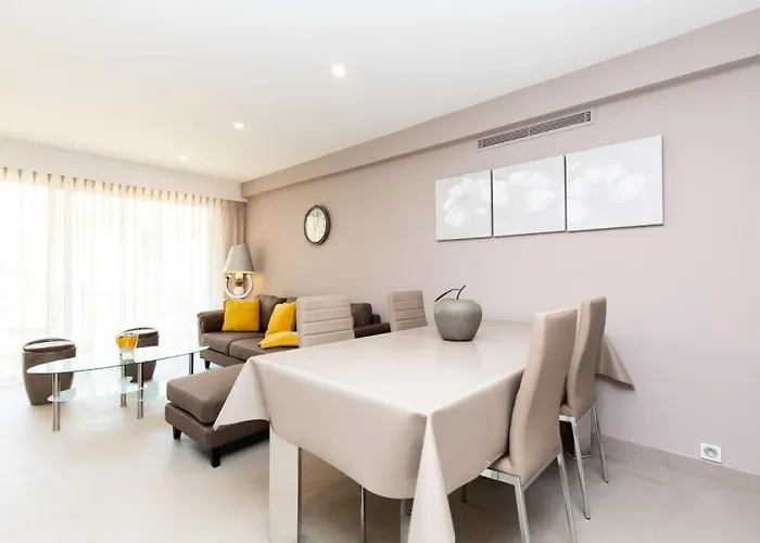 3p Traversant A 2 Min Des Plages, Parking Prive - 3p Traversant A 2 Min Des Plages, Parking Prive Mae-1583