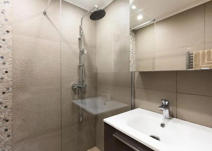 Апартаменты 3p Traversant A 2 Min Des Plages, Parking Prive - 3p Traversant A 2 Min Des Plages, Parking Prive Mae-1583 *