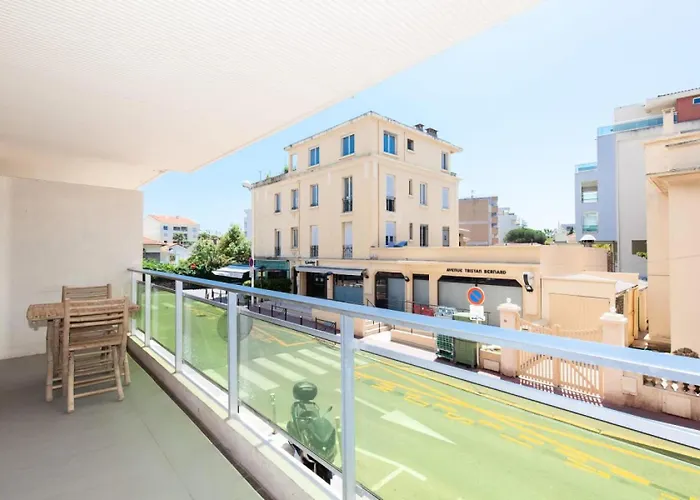 Апартаменты 3p Traversant A 2 Min Des Plages, Parking Prive - 3p Traversant A 2 Min Des Plages, Parking Prive Mae-1583